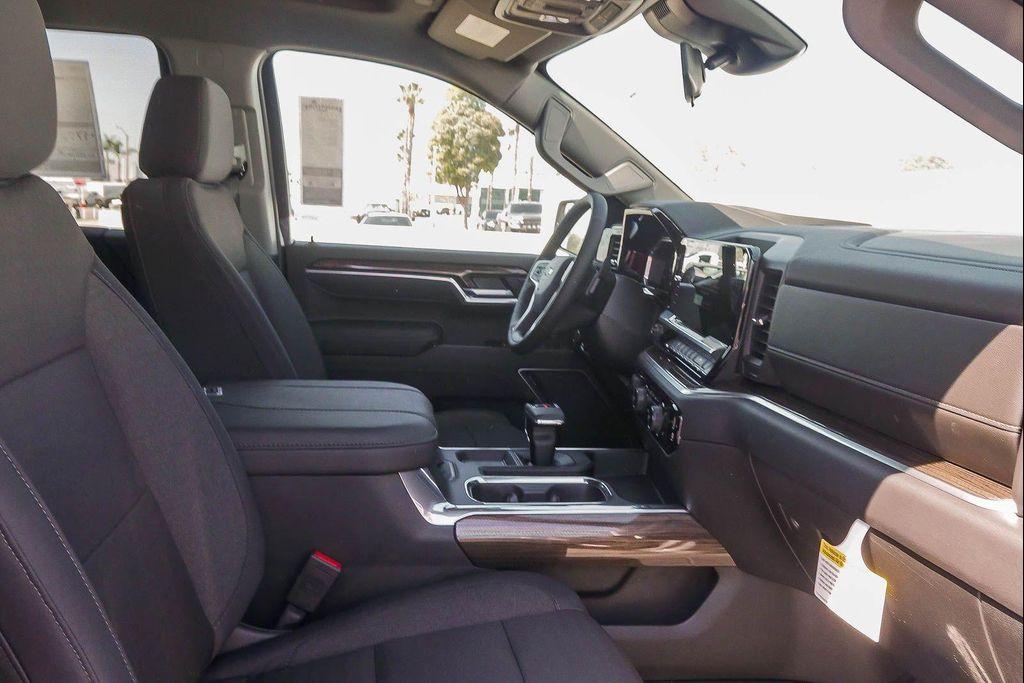 new 2026 Chevrolet Silverado 1500 car, priced at $60,905