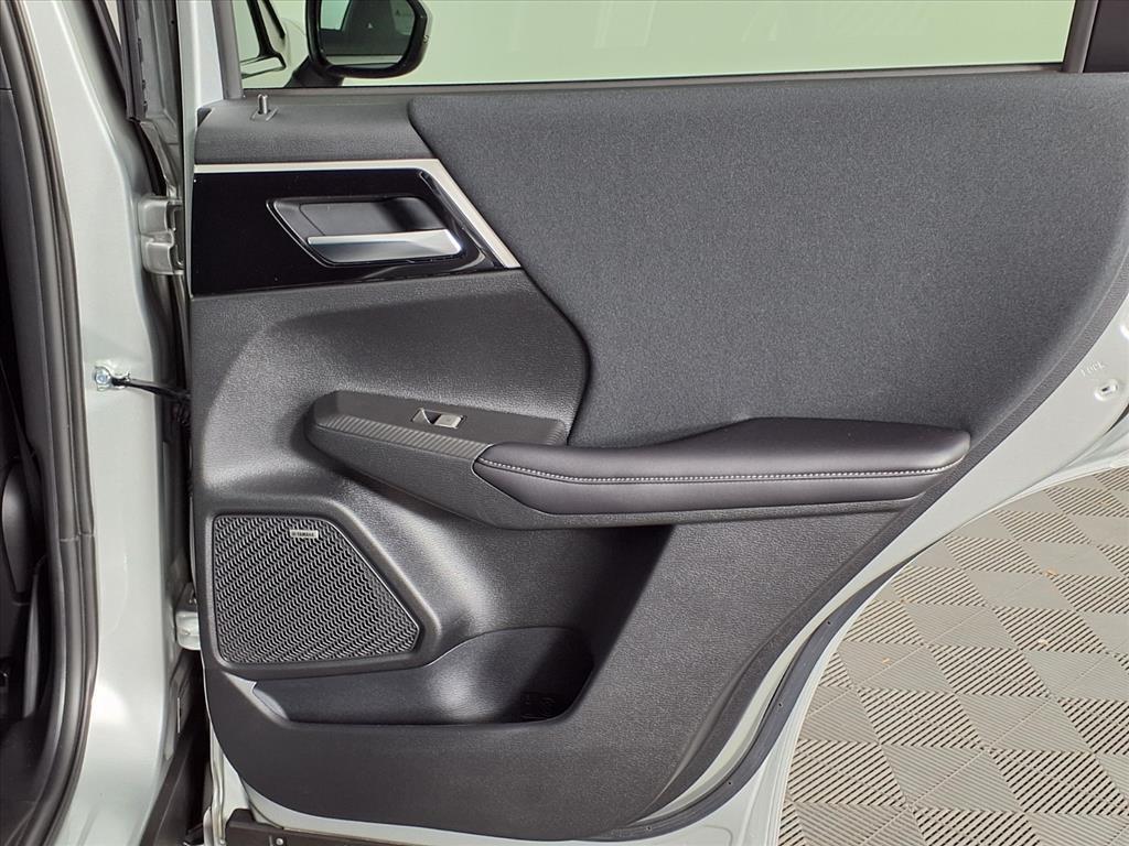 new 2026 Mitsubishi Outlander car, priced at $31,103