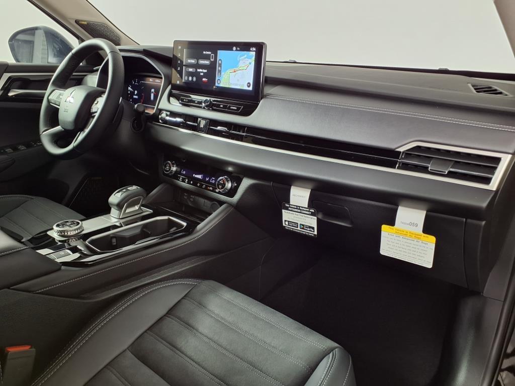 new 2025 Mitsubishi Outlander car, priced at $32,445