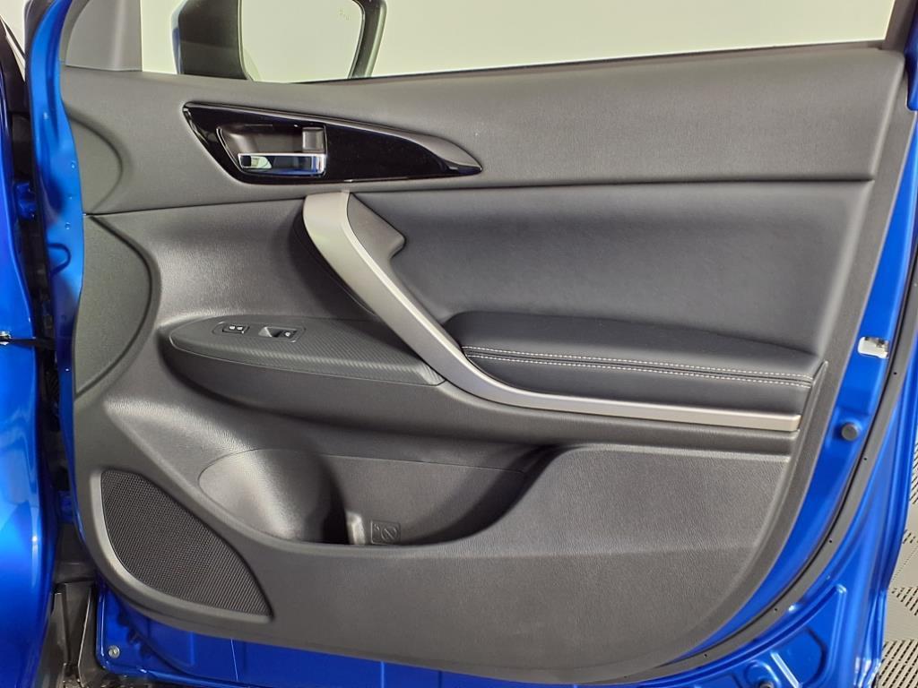 new 2025 Mitsubishi Eclipse Cross car, priced at $24,048