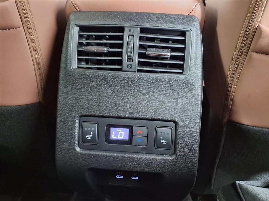 new 2025 Mitsubishi Outlander car, priced at $35,393