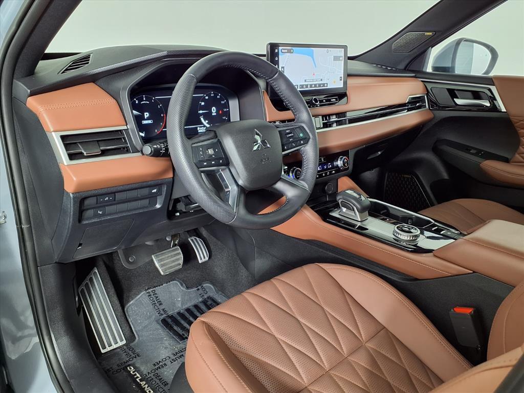 new 2025 Mitsubishi Outlander car, priced at $35,393