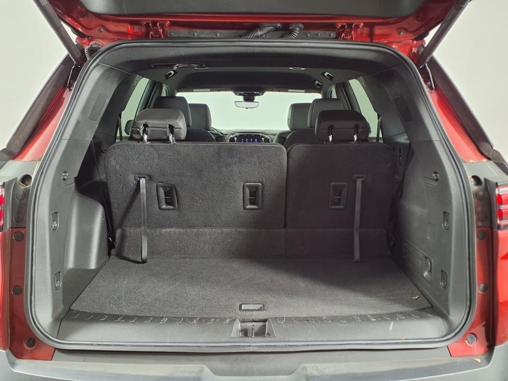 used 2023 Chevrolet Traverse car, priced at $24,701