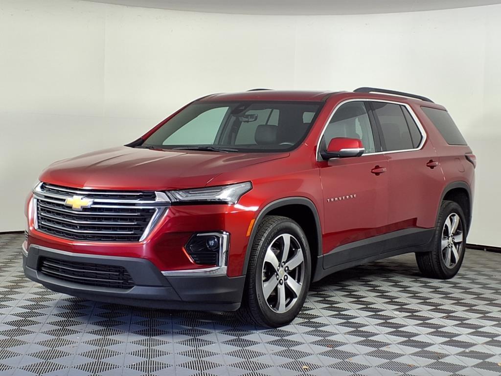 used 2023 Chevrolet Traverse car, priced at $24,701