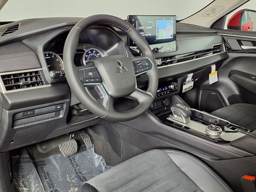 new 2025 Mitsubishi Outlander car, priced at $29,212