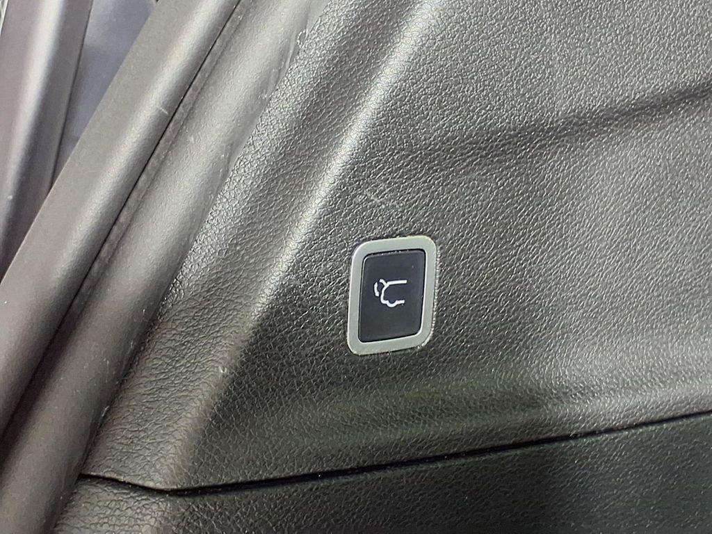 used 2018 Chrysler Pacifica car, priced at $12,296