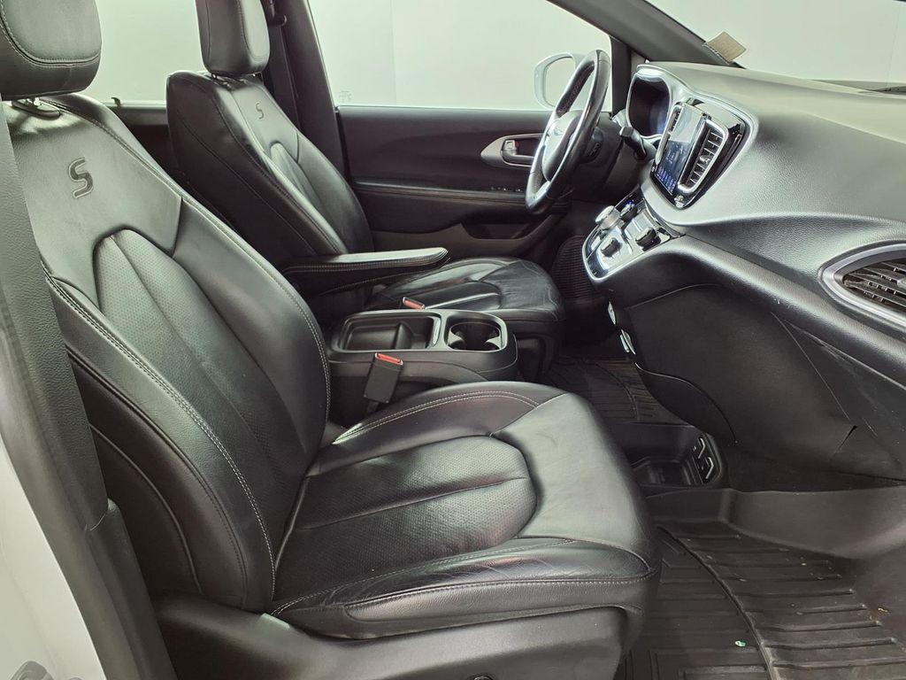 used 2018 Chrysler Pacifica car, priced at $12,296