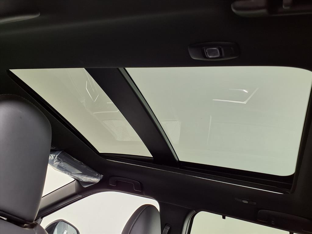 new 2025 Mitsubishi Outlander PHEV car, priced at $43,561