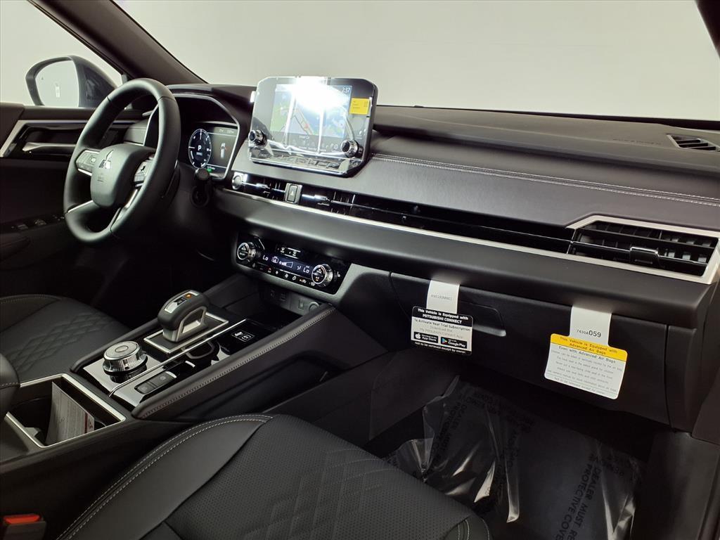 new 2025 Mitsubishi Outlander PHEV car, priced at $43,561