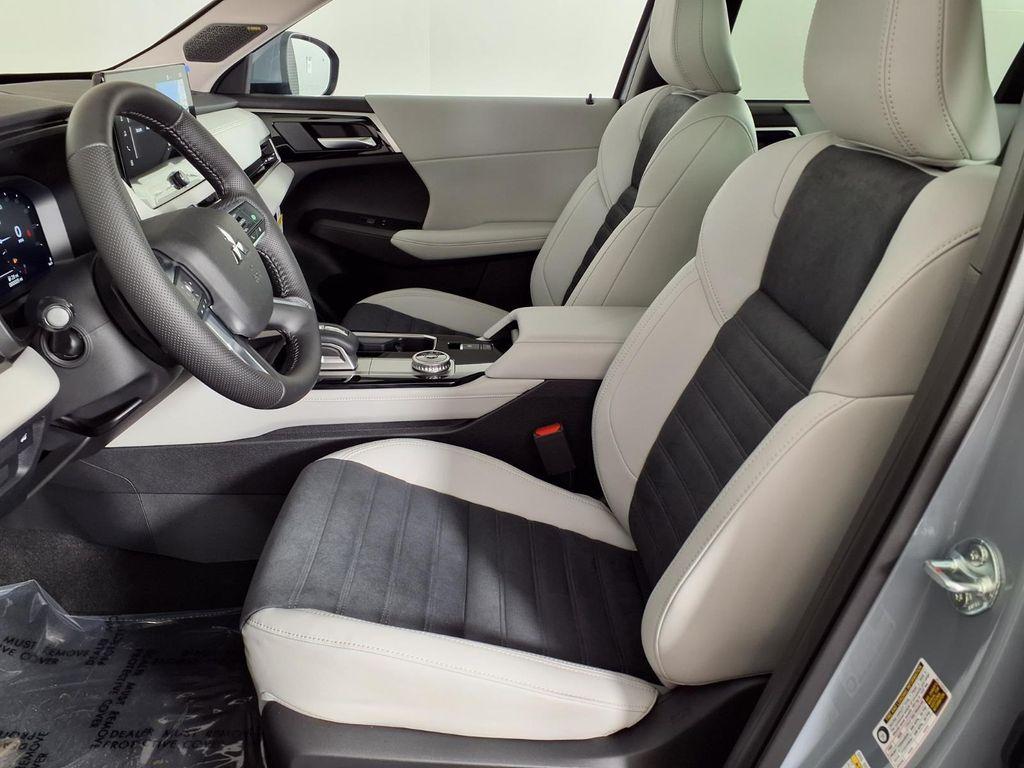 new 2026 Mitsubishi Outlander car, priced at $37,366