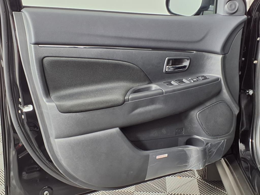 new 2025 Mitsubishi Outlander Sport car, priced at $26,745
