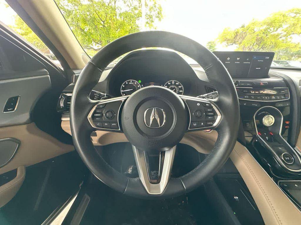 used 2023 Acura RDX car, priced at $31,633