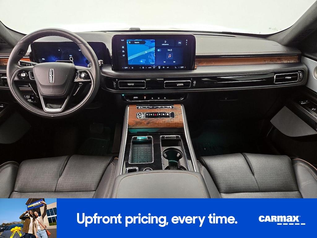 used 2025 Lincoln Aviator car, priced at $69,998