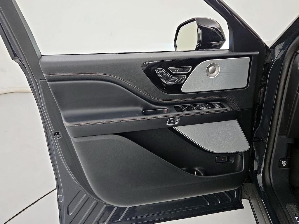 used 2025 Lincoln Aviator car, priced at $69,998