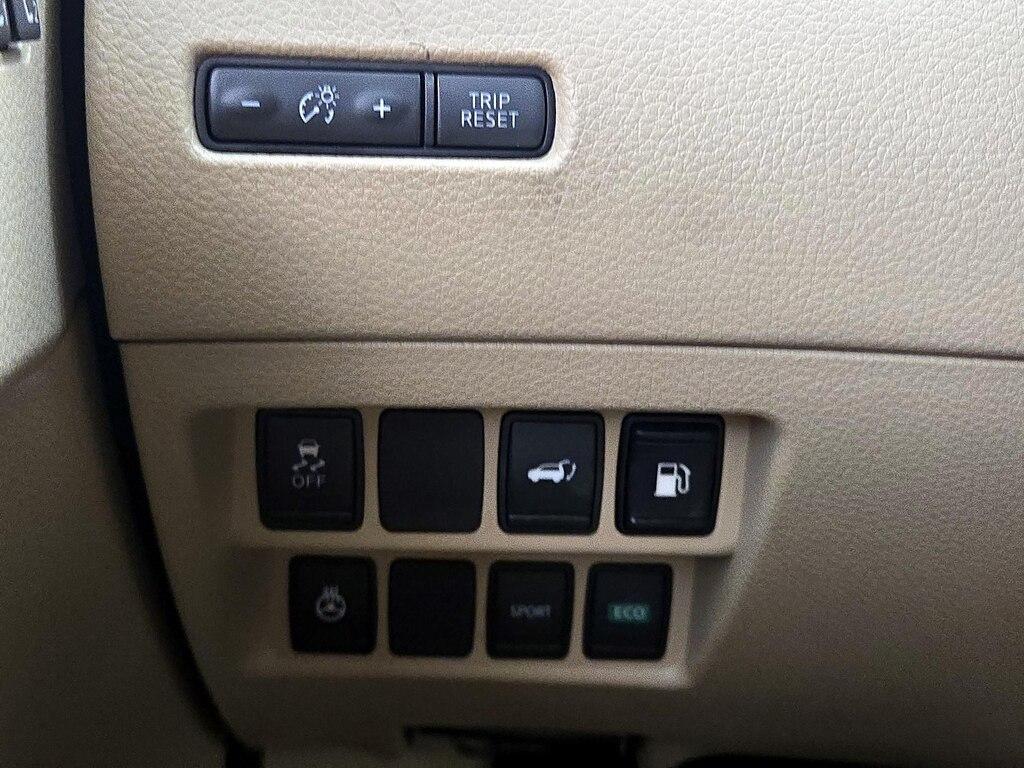 used 2018 Nissan Rogue car, priced at $17,998