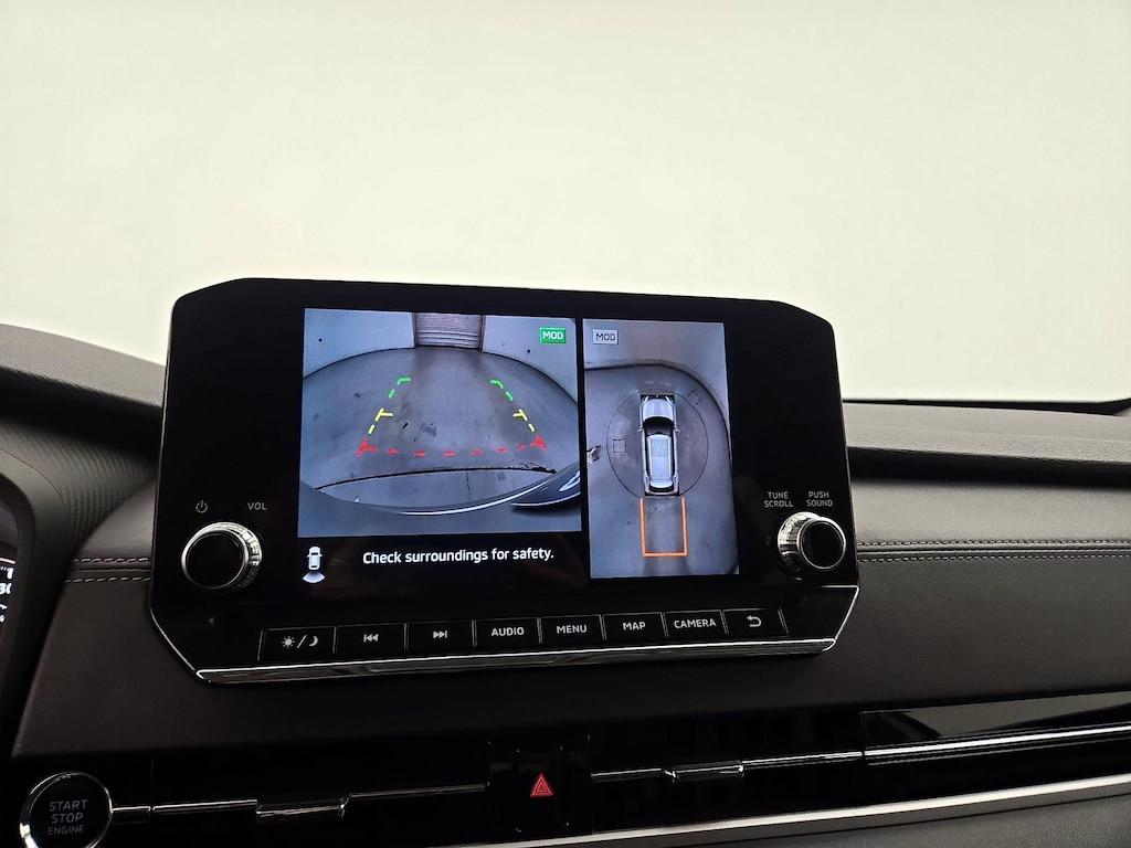 used 2023 Mitsubishi Outlander car, priced at $23,998