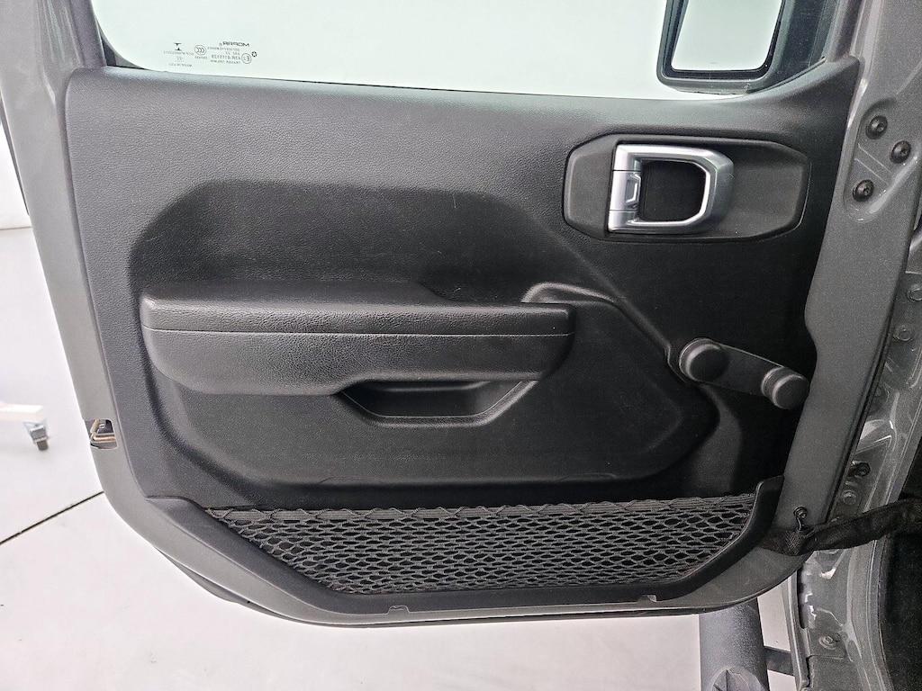 used 2022 Jeep Gladiator car, priced at $27,998