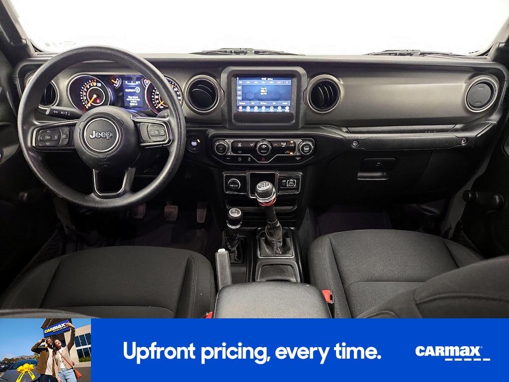 used 2022 Jeep Gladiator car, priced at $27,998