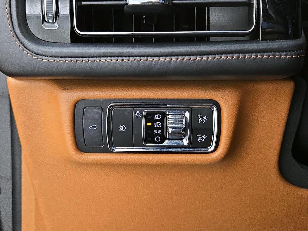 used 2022 Lincoln Aviator car, priced at $45,998