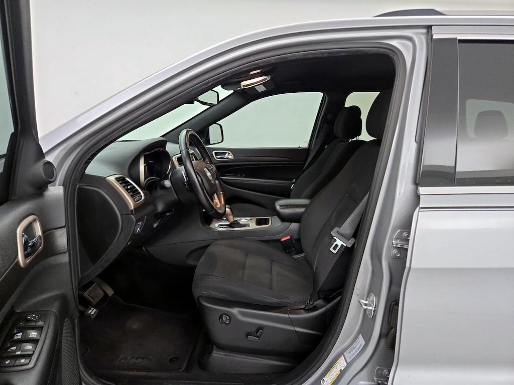 used 2016 Jeep Grand Cherokee car, priced at $15,998