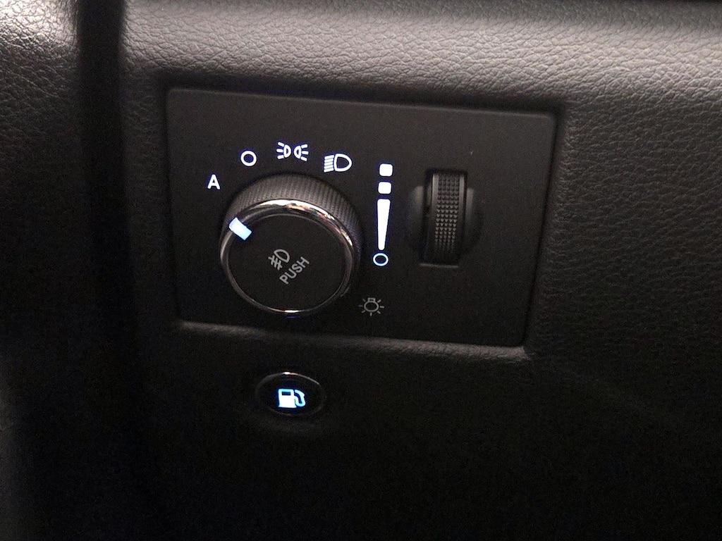 used 2016 Jeep Grand Cherokee car, priced at $15,998