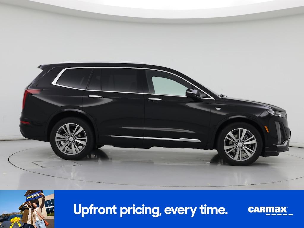 used 2025 Cadillac XT6 car, priced at $40,998