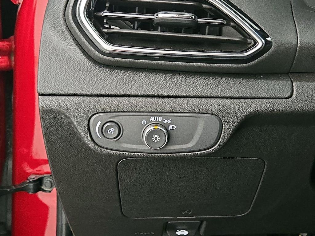 used 2023 Chevrolet Bolt EUV car, priced at $21,998