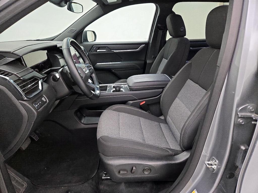 used 2025 GMC Acadia car, priced at $30,998