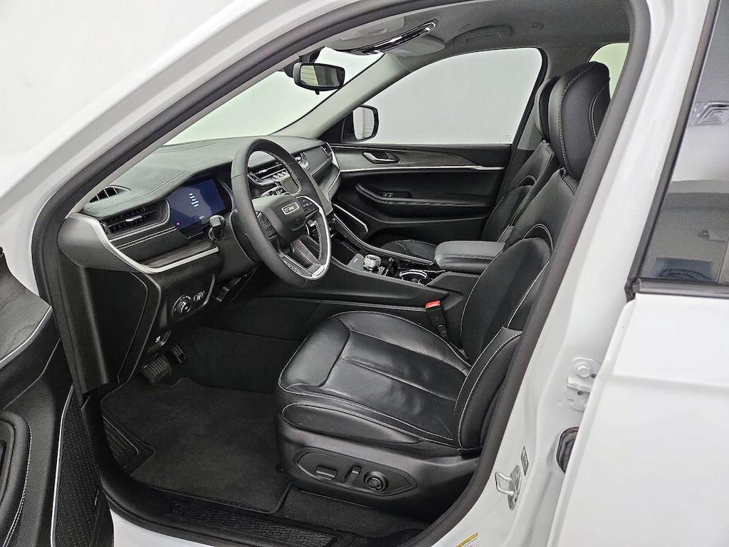 used 2023 Jeep Grand Cherokee car, priced at $32,998