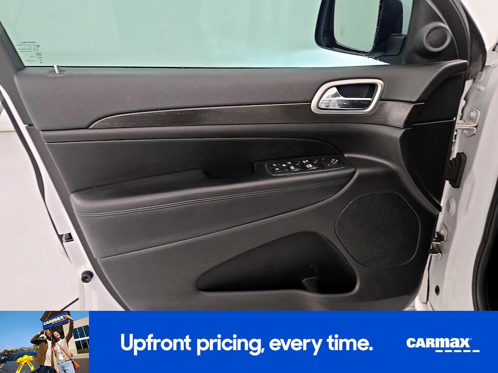 used 2017 Jeep Grand Cherokee car, priced at $15,998