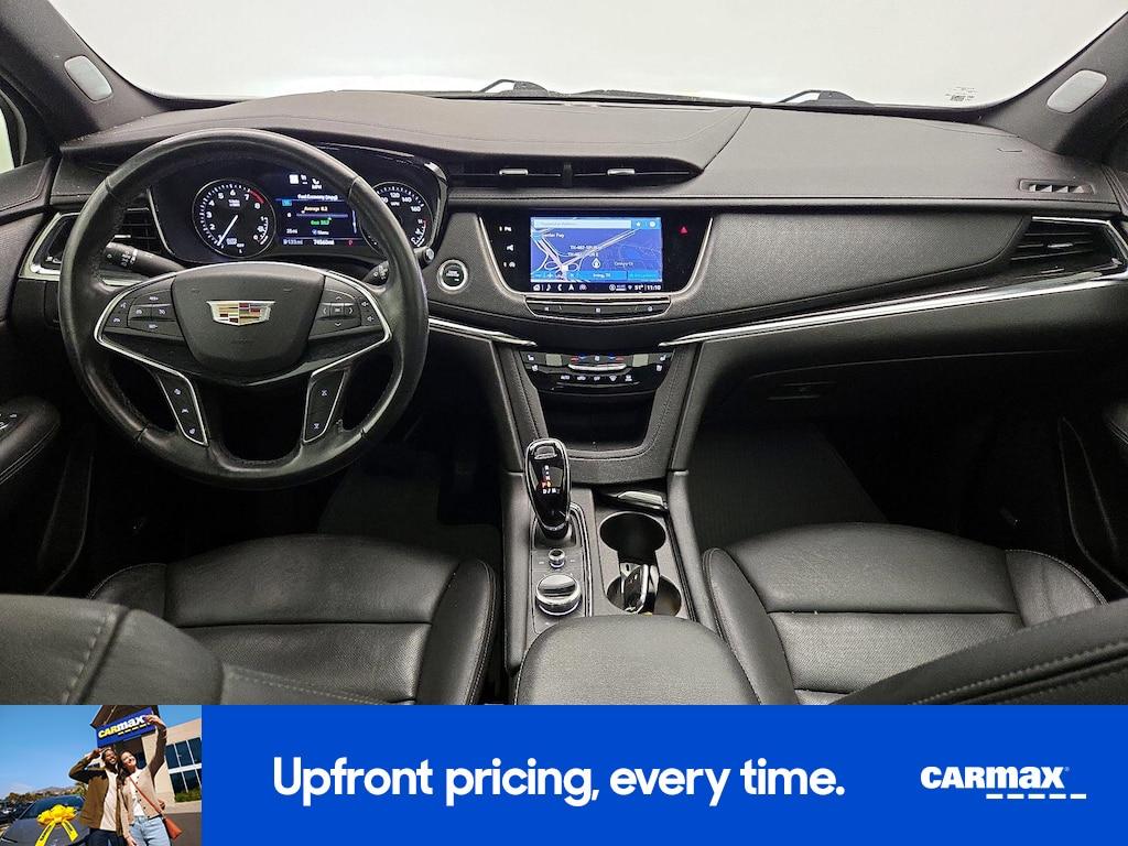 used 2021 Cadillac XT5 car, priced at $23,998
