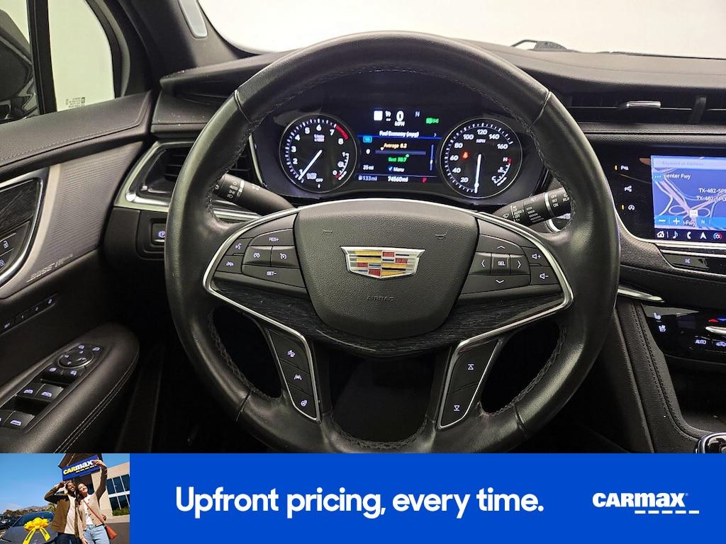 used 2021 Cadillac XT5 car, priced at $23,998