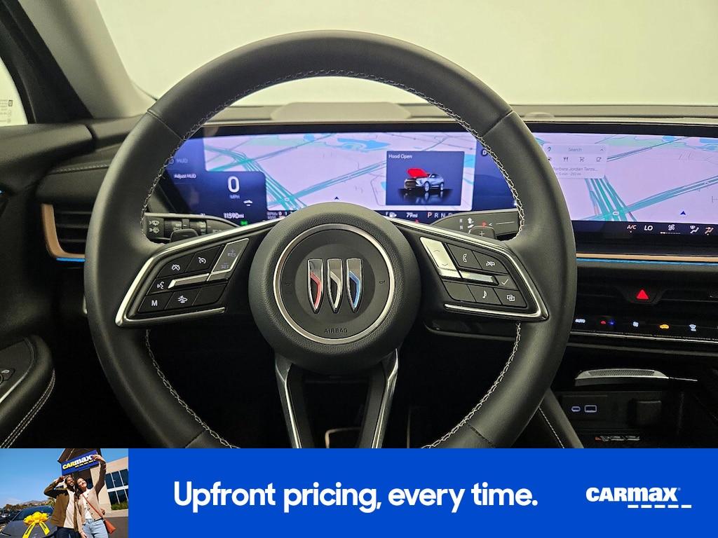 used 2025 Buick Envision car, priced at $32,998