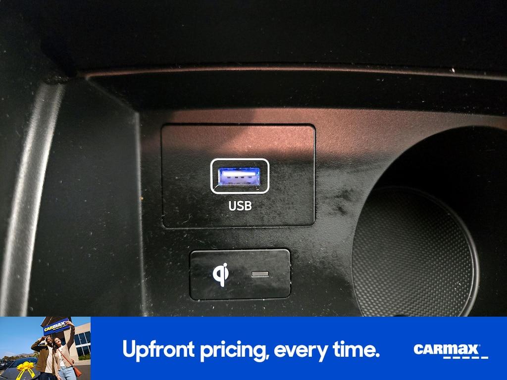 used 2022 Hyundai Santa Fe car, priced at $21,998