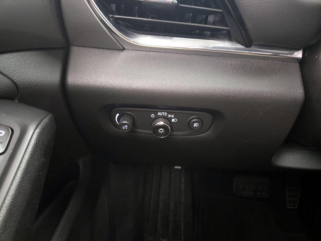 used 2020 Chevrolet Traverse car, priced at $26,998