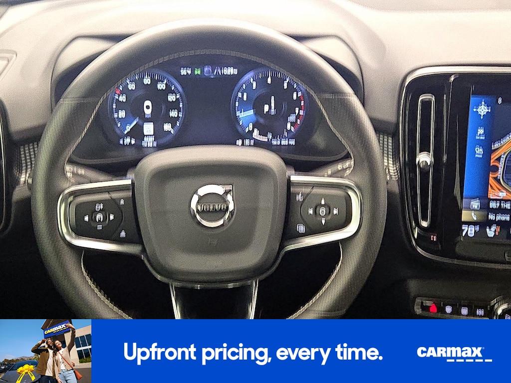 used 2021 Volvo XC40 car, priced at $24,998