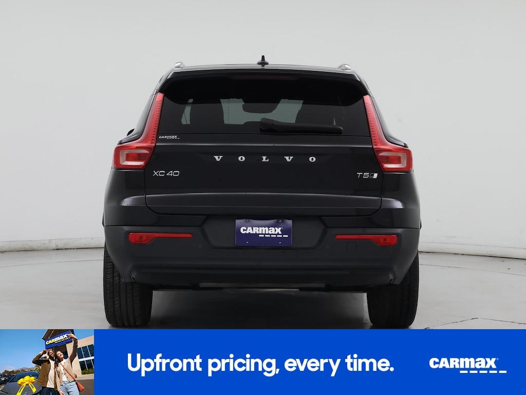 used 2021 Volvo XC40 car, priced at $24,998
