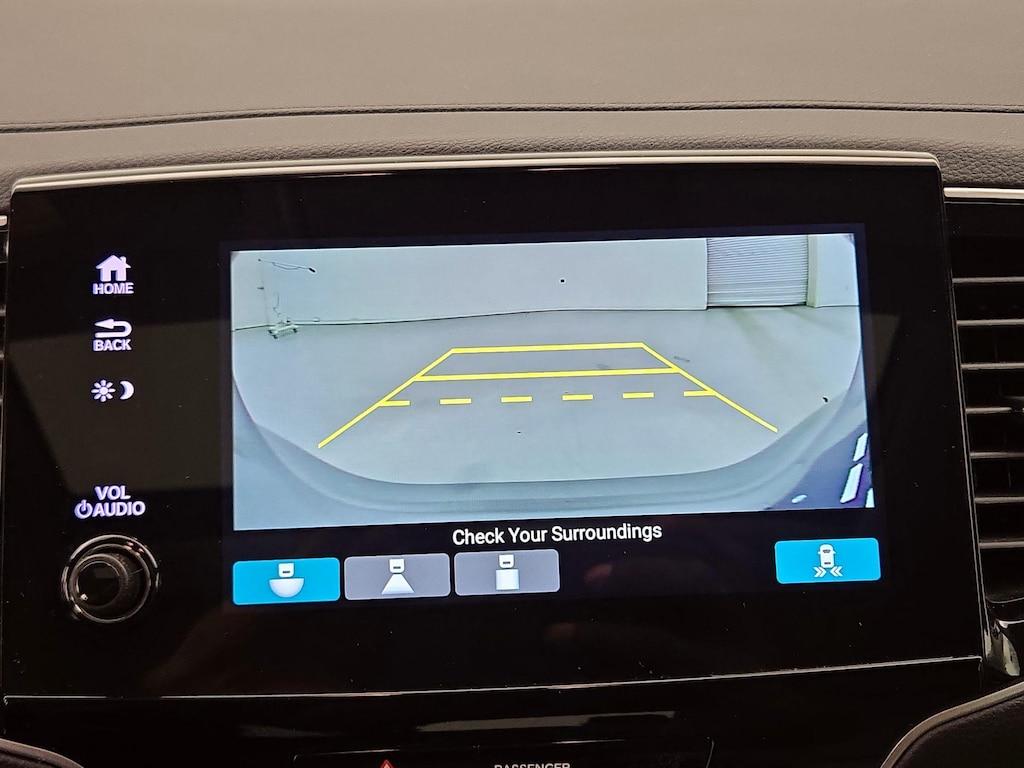 used 2022 Honda Pilot car, priced at $33,998