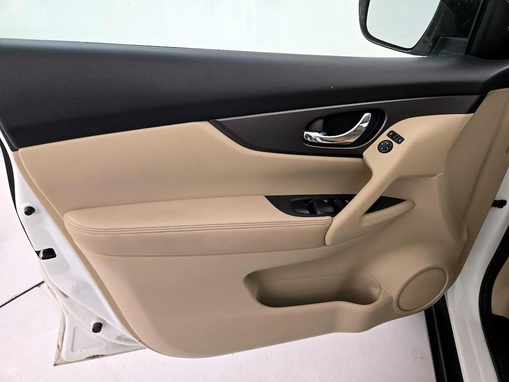 used 2016 Nissan Rogue car, priced at $12,599