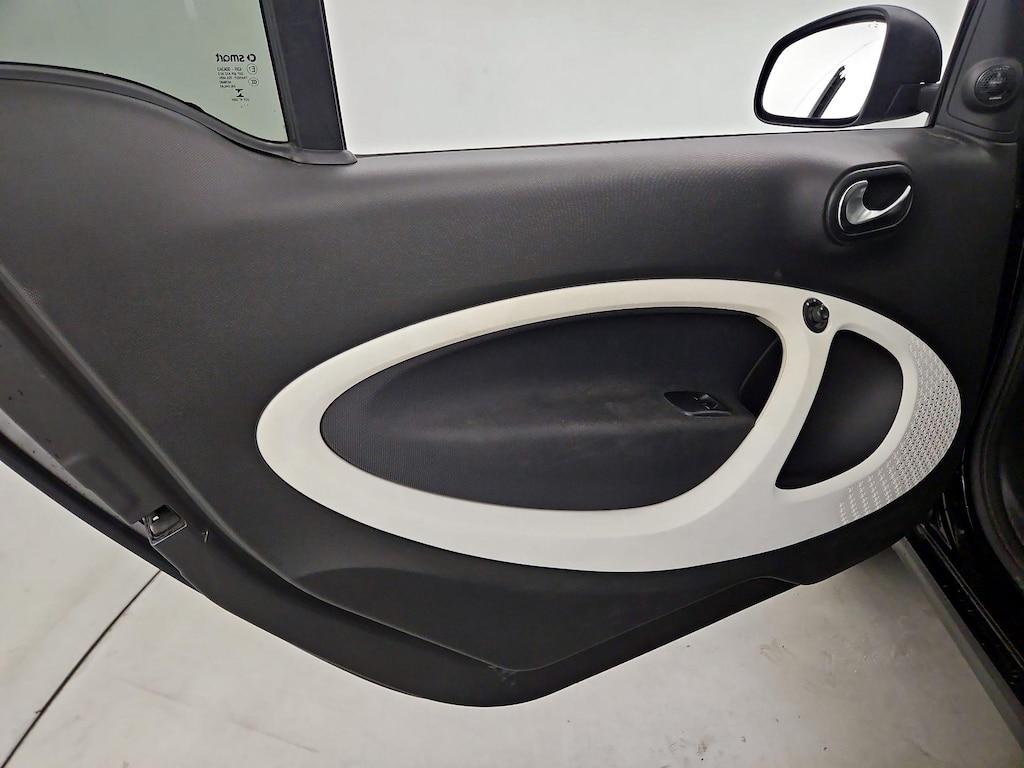 used 2016 smart ForTwo car, priced at $13,998