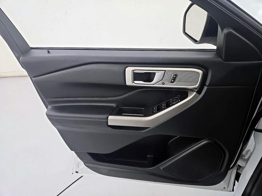 used 2023 Ford Explorer car, priced at $27,998