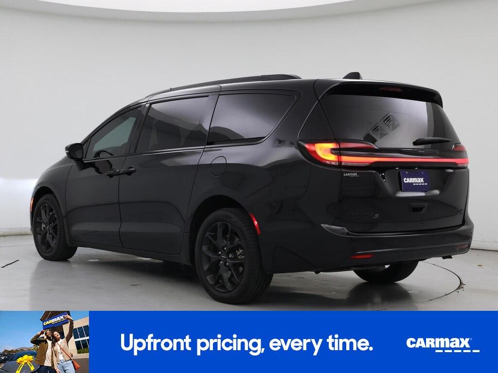 used 2023 Chrysler Pacifica car, priced at $33,998