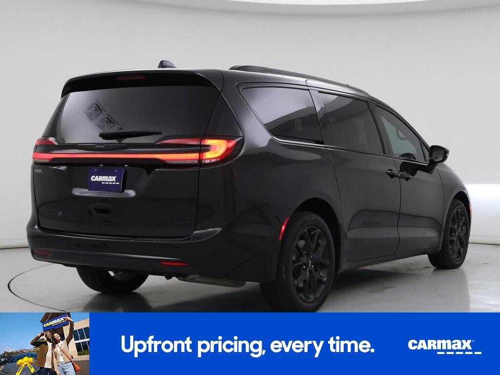 used 2023 Chrysler Pacifica car, priced at $33,998