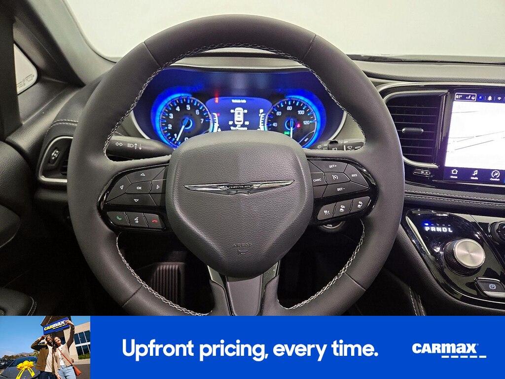 used 2023 Chrysler Pacifica car, priced at $33,998