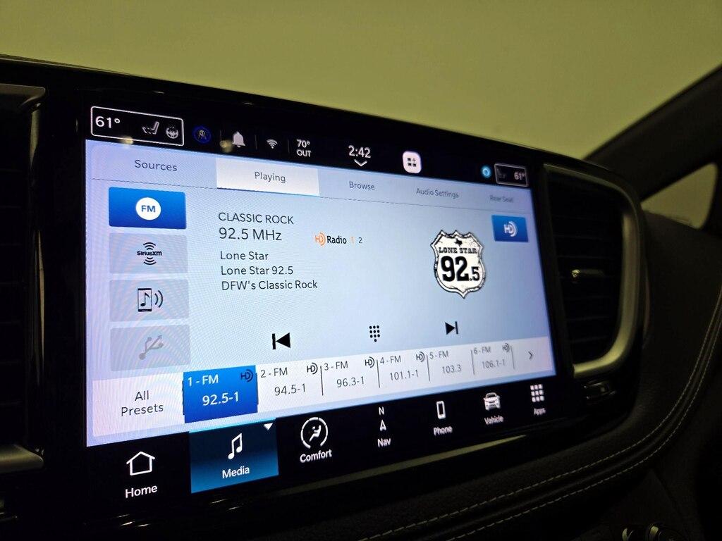 used 2023 Chrysler Pacifica car, priced at $33,998