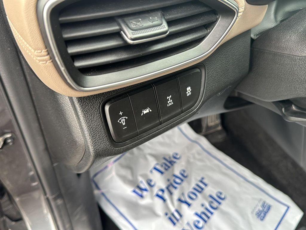 used 2020 Hyundai Santa Fe car, priced at $16,950