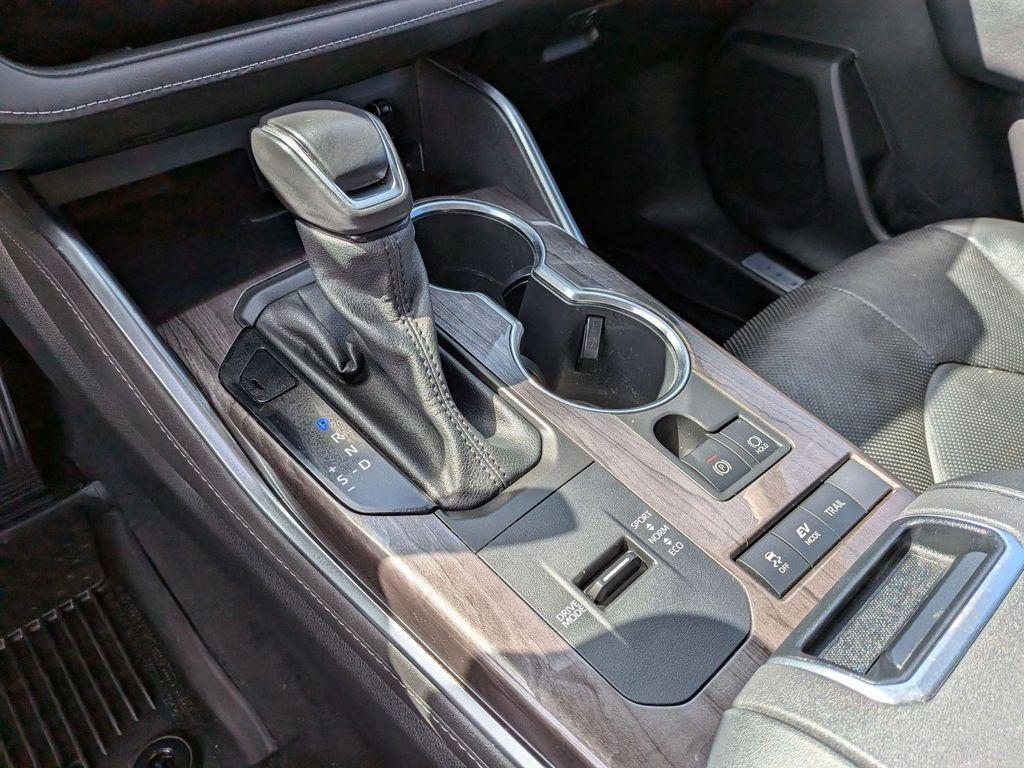 used 2022 Toyota Highlander Hybrid car, priced at $38,888