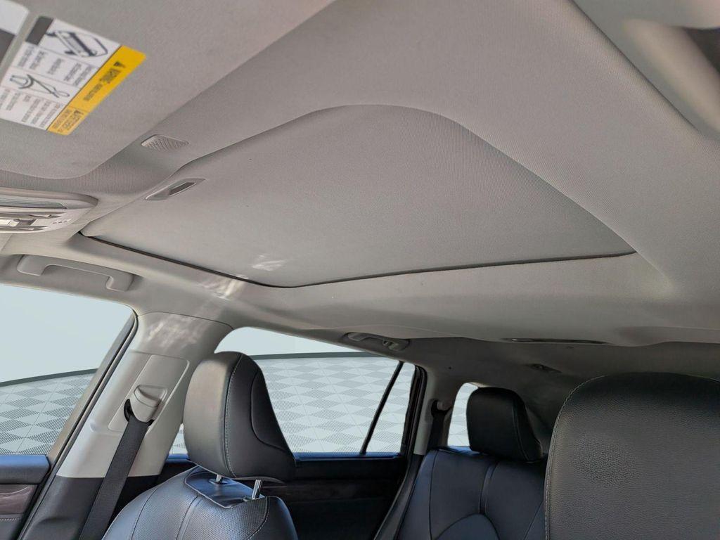 used 2022 Toyota Highlander Hybrid car, priced at $38,888