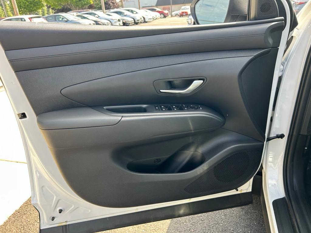 new 2025 Hyundai Tucson car, priced at $29,995