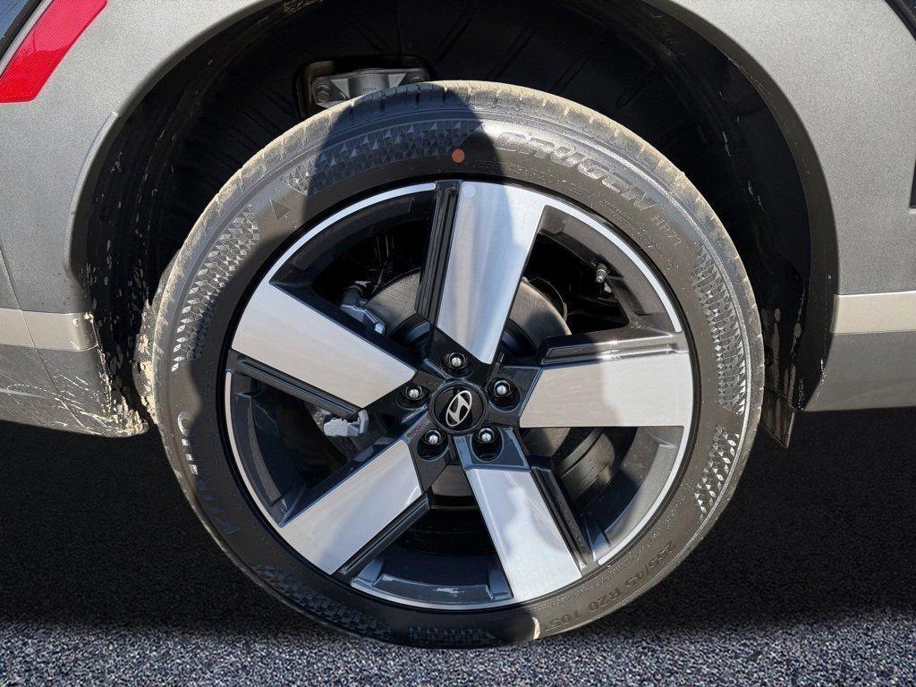 new 2026 Hyundai SANTA FE HEV car, priced at $44,537